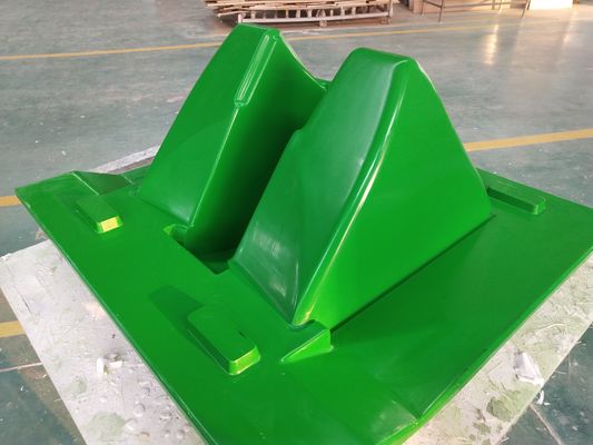 Moldes compostas controladas por máquina CNC com acabamento de superfície lisa na melhor das hipóteses