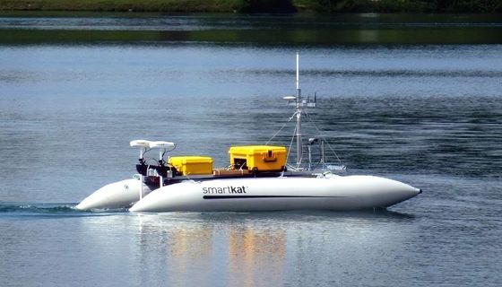 Tecnologia de Laminação Manual e Design Leve Peças Duráveis de Barcos em Fibra de Vidro para Garantia