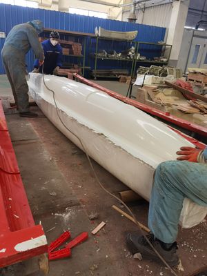 Peças de barco em fibra de vidro de alta durabilidade Processo de laminação manual e instalação fácil