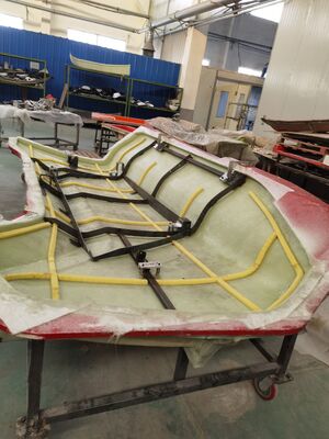 Componentes de veículos agrícolas de fibra de vidro