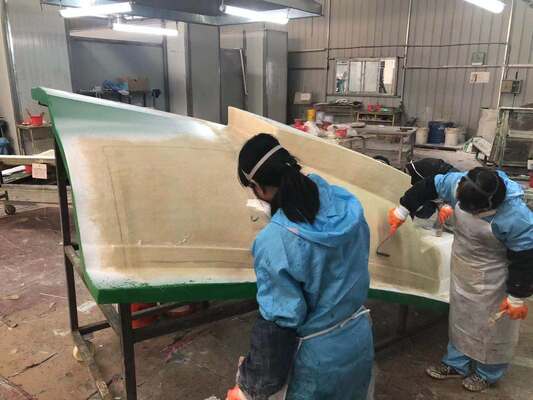 Carroçaria de camião FRP de alta durabilidade personalizada, perfeita para projetos de transporte especializados e condições operacionais exigentes